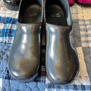 Dansko Professional Clogs Irridescent Gray Patent - 42
